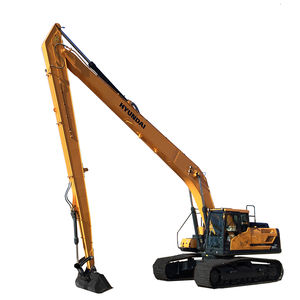 Bagger mit großer Reichweite