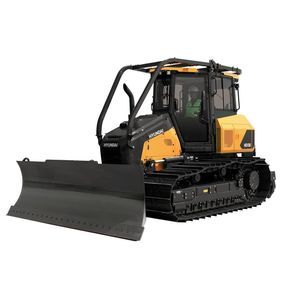 Bulldozer auf Raupen