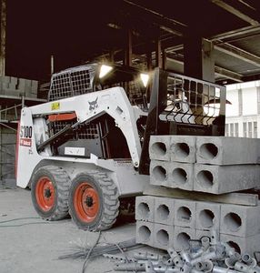 Kompaktlader 1
