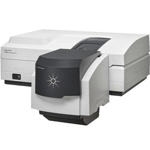 UV-Vis-NIR-Spektralphotometer