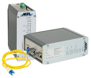 Firewall für Industrieanwendungen, mit VPN-Funktion 1