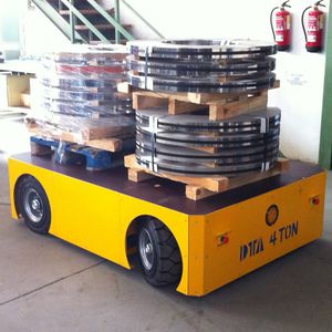 elektrischer selbstfahrender Wagen 1