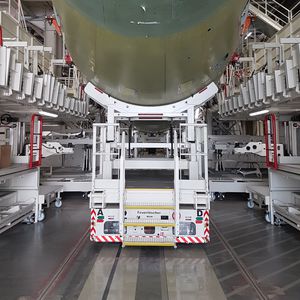 fahrerloses Transportsystem 1