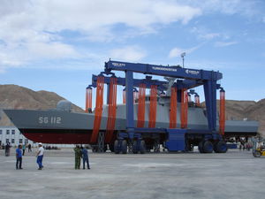 Travel Lift 1