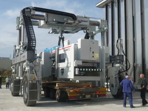 Portalhubwagen mit Gummireifen 1