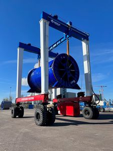 dieselbetriebener Portalhubwagen