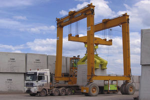 Portalhubwagen für das Baugewerbe