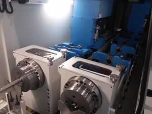 CNC-Tieflochbohrmaschine 1