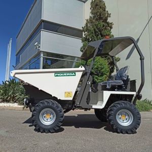 Dumper mit Gummireifen