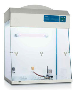 Laminar-Flow-Absaughaube