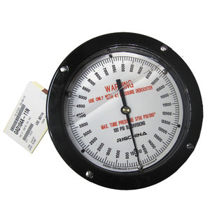 Manometer mit Zifferblatt-Anzeige
