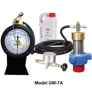 Manometer mit Doppelskala