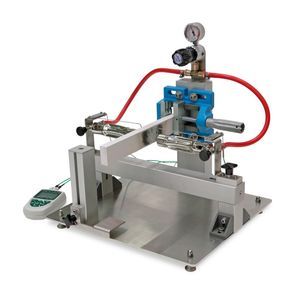 Temperatur-Prüfmaschine 1