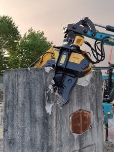 Hydraulische Abbruchzange / für Beton 1