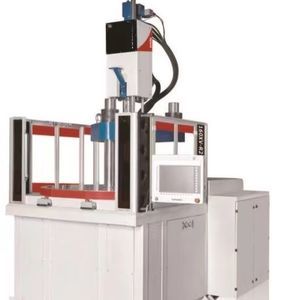 vertikale Spritzgießmaschine