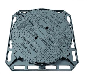 quadratischer Mannloch