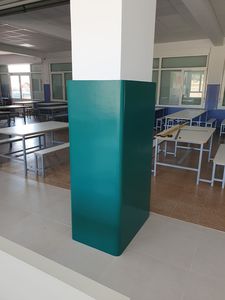 quadratischer Säulenschutz