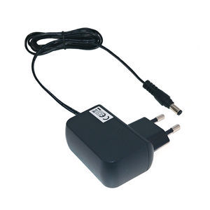 Adapter-Stromversorgung 1