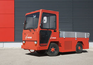 Plattform-LKW 1
