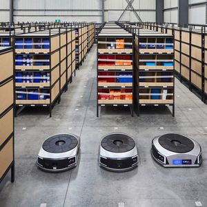 AMR für Materialumschlag