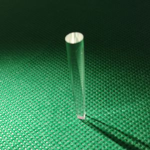 Optisches Prisma / Quarzglas 1