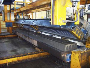 Produktionsmaschine für Fertigteilbetonplatte
