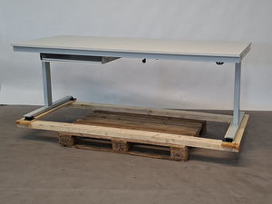 Stahl-Werkbank 1