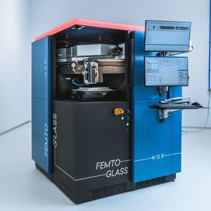 Laser-Schneidemaschine