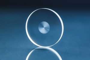Verzögerungsplatte zur Umwandlung der linearen Polarisation 1