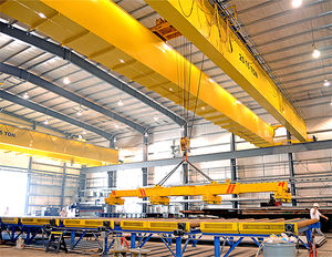 Brückenkran mit Magnetspannsystem 1