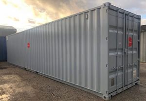 Metallcontainer**