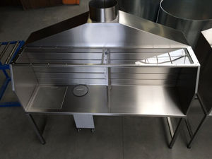 Saugtisch für Schleifarbeiten
