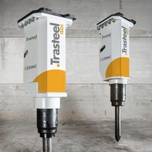 Felsbrecher auf Ausleger