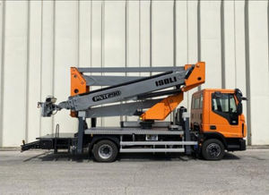 LKW-montierte Gelenkarbeitsbühne 1