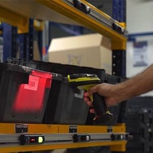 automatische Kommissionieranlage