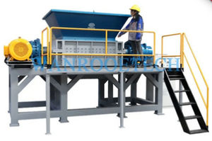 Recycling-Anlage / Batterie