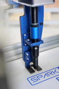 Laser-Perforiermaschine 1