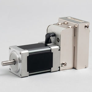 Servomotor mit integriertem Controller