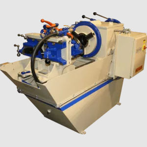 halbautomatische Rohrgewindeschneidmaschine
