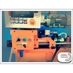 Rohrgewindeschneidmaschine für Kunststoffrohre 1