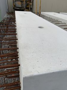 Aktivator für kohlenstoffarmen Beton 1