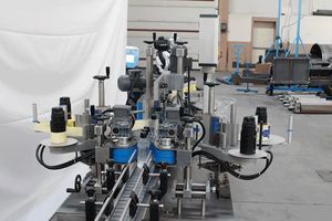 automatische Etikettiermaschine
