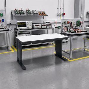 Stahl-Werkbank