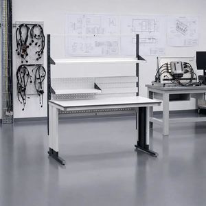 Stahl-Werkbank 1