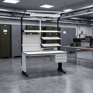 Stahl-Werkbank 1