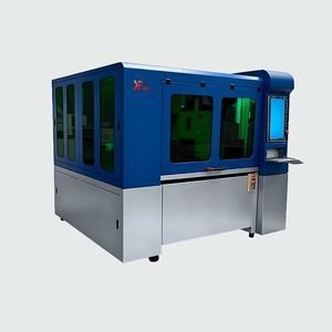 Laser-Schneidemaschine