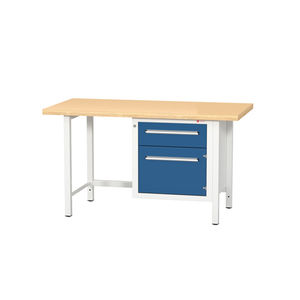 Arbeitstisch mit Schubladen