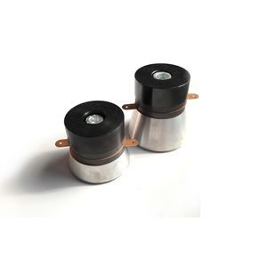 Platten-Ultraschallwandler