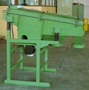 Siebmaschine / lineare Schwingungen / für Schüttgut / Edelstahl