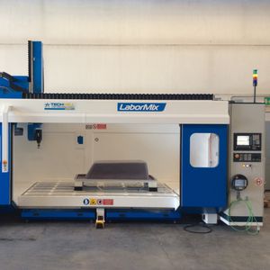 CNC-Fräsmaschine / 5-Achs / vertikal / mit festem Tisch / Brücken